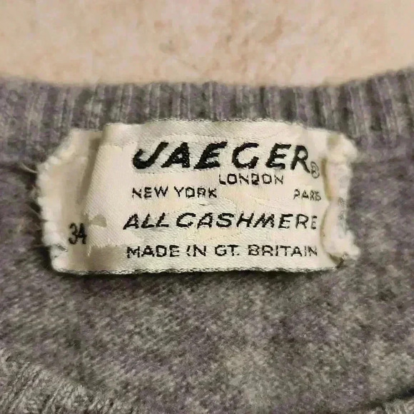 Jaeger Cashmere Sweater - Picture 5 of 6